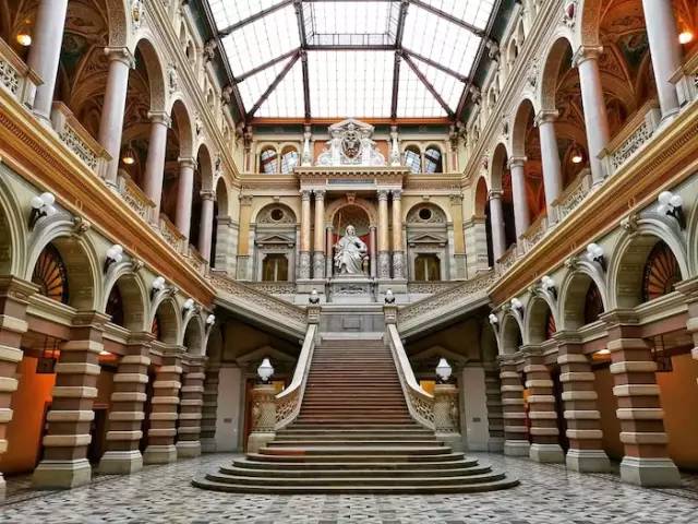 开云平台-巴黎FC连胜收官，夺得冠军宝座