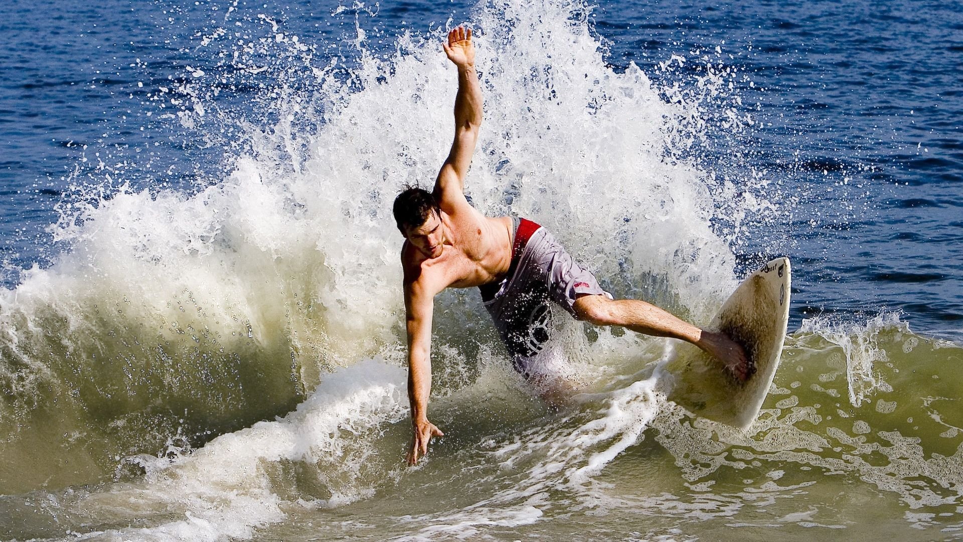 开云体育官网-武切维奇数据核爆之夜，当火箭的铁拳粉碎老鹰的翅膀