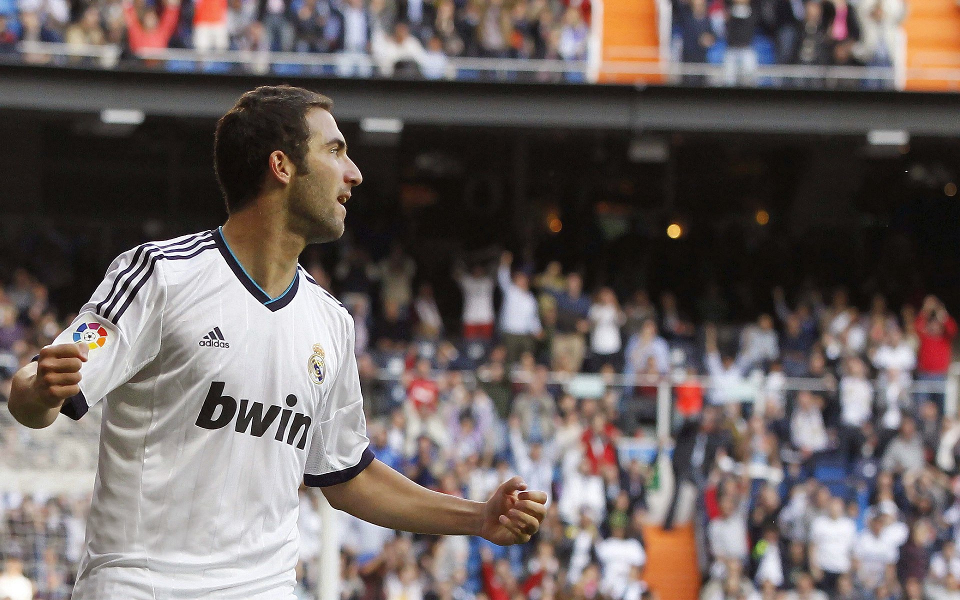 霍勒迪全场最佳无争议，掘金关键战突围猛龙显冠军相