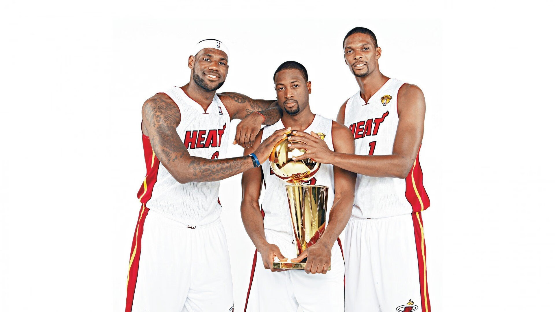 英格拉姆狂飙40分创新高，新疆队跨洋击溃76人展现中国力量